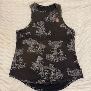 Nike tank top with skeletons tennis